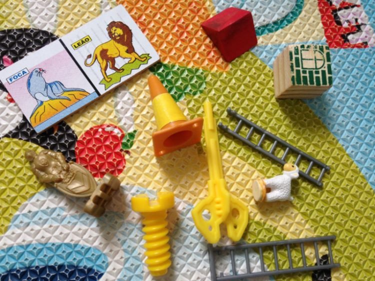 peças de brinquedos