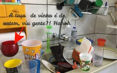 Primeiros minutos do dia de uma mãe com filhos em férias