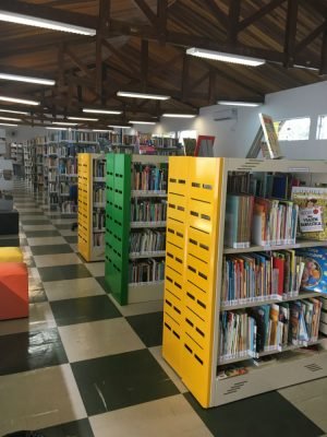 biblioteca municipal ilhabela