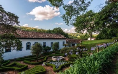 Hotéis preparam retorno para receber famílias a partir de junho