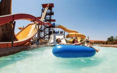 Resorts em SP com parque aquático para curtir as férias no verão