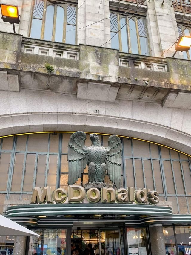 POSTER mcdonalds porto mais bonito do mundo