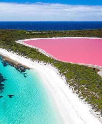 Pink lake_