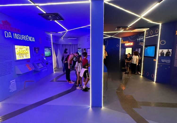 exposição Rainha de Copas Museu do Futebol