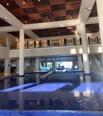 lobby do hotel Jequitimar