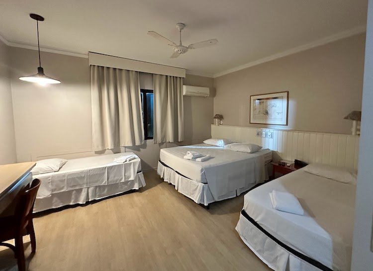 quarto hotel Jaguary