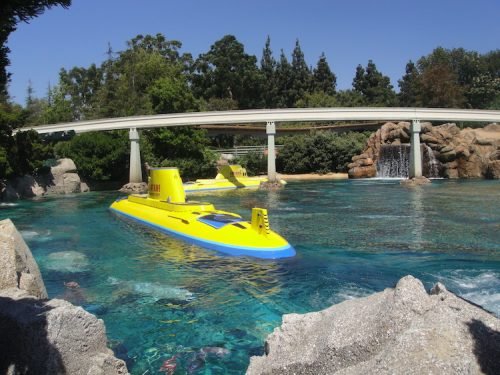 Finding Nemo Submarine Voyage
