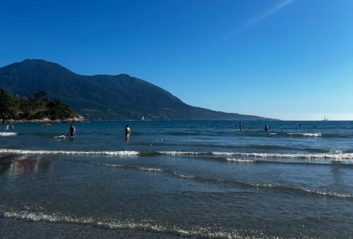 Praia de Barequeçaba_visao para Ilhabela